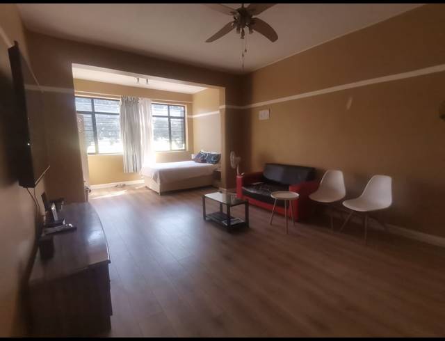 1 BEDROOM FLAT FOR SALE IN ESSENWOOD
